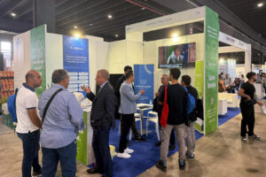 Fiera HeySun 2025 allestimento fieristico Energy Italy con grafiche e video istituzionale